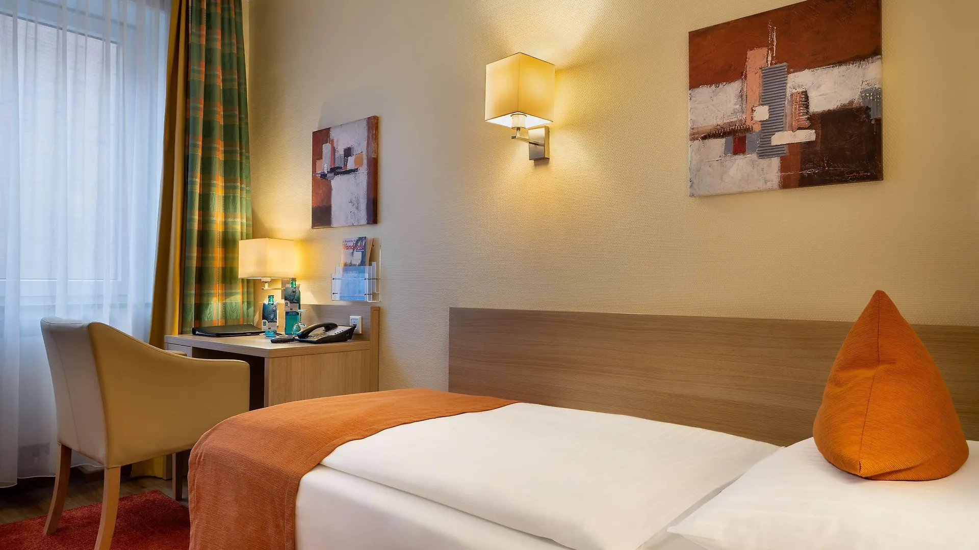 Garner Hotel Hamburg - Wandsbek Marktplatz Germany