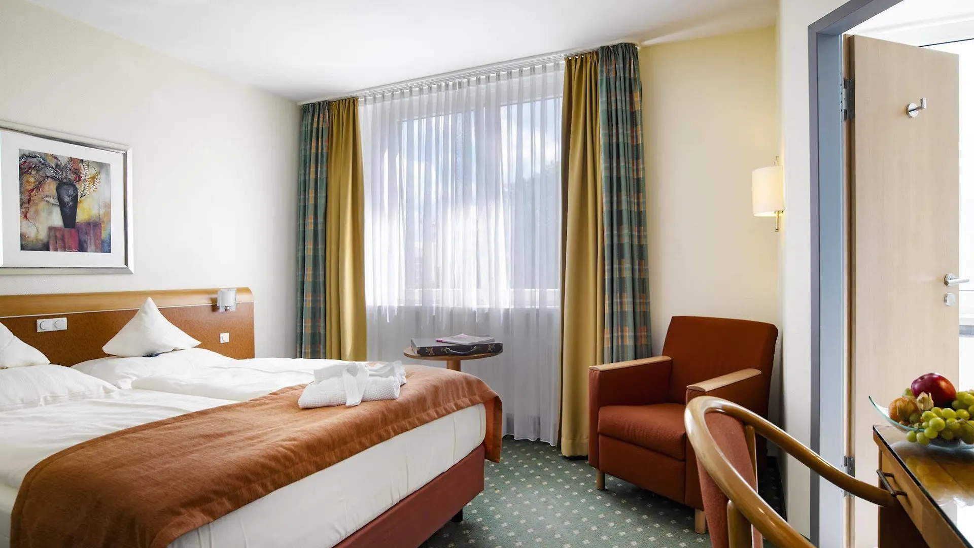Garner Hotel Hamburg - Wandsbek Marktplatz By Ihg 3*,  Almanya
